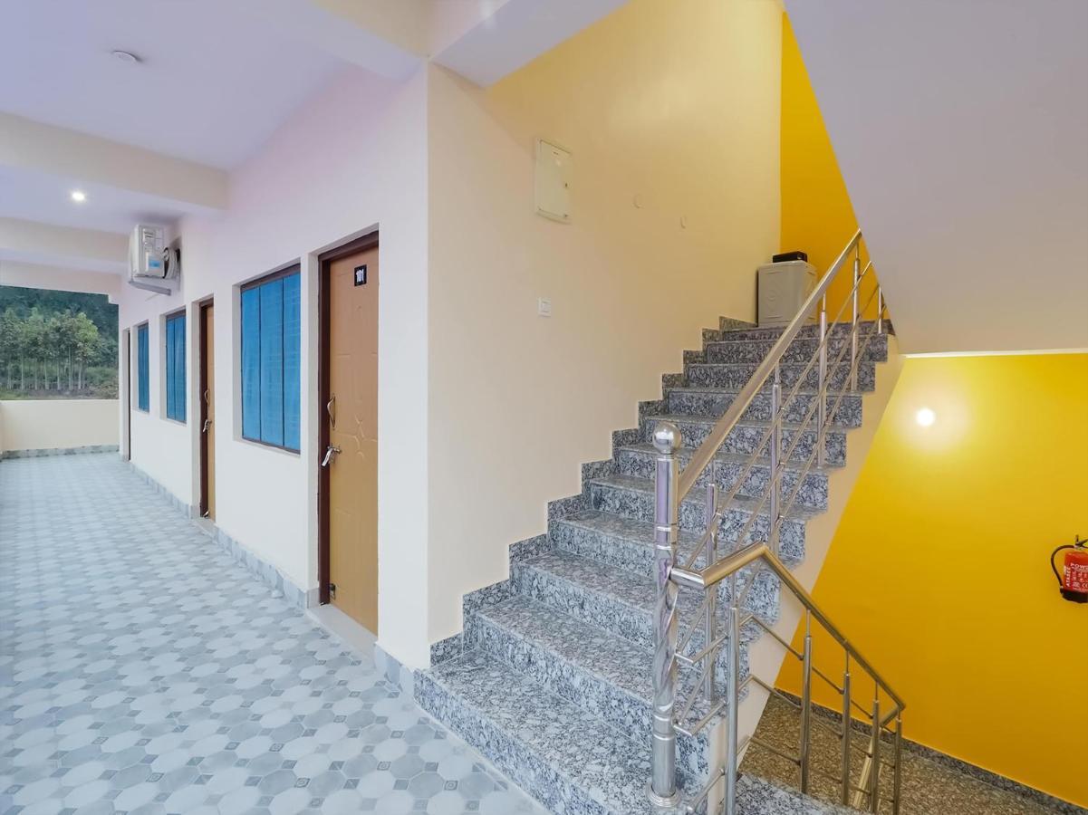 Oyo 84661 Lakshmi Home Stay Jhajra Exterior photo